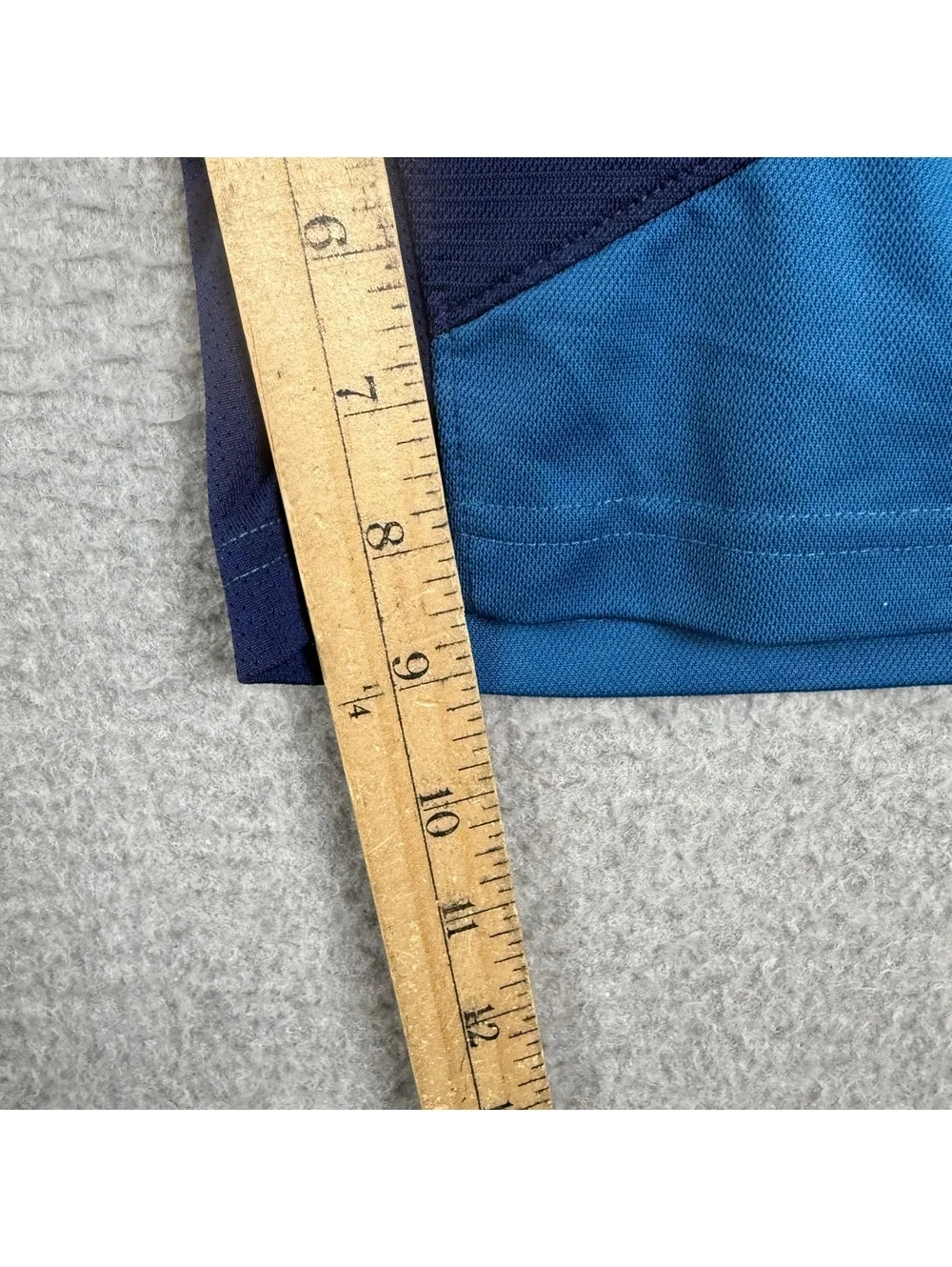 Nike Dri-FIT boys Athletic Shorts Blue Color Block Sport Training Size Medium